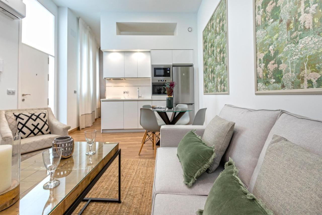 Genteel Home Recaredo เซบีญา ภายนอก รูปภาพ